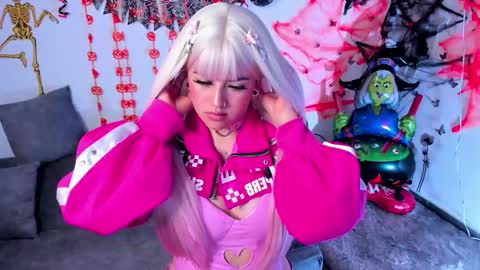 Snapshot of lilielou_ chatting on 10/29/25, 09:38 Lilie online show from 10/29/25, 09:38