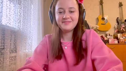 Lili online show from 11/20/25, 04:45