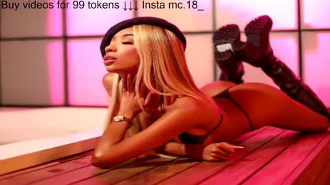 Lili  online show from 01/06/25, 02:58