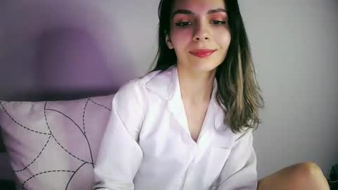 Snapshot of lilirose_x chatting on 01/17/25, 07:27 lilirose online show from 01/17/25, 07:27