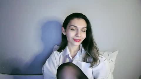 Snapshot of lilirose_x chatting on 01/23/25, 06:45 lilirose online show from 01/23/25, 06:45