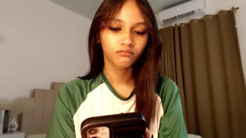 Chloe online show from 10/16/25, 04:57