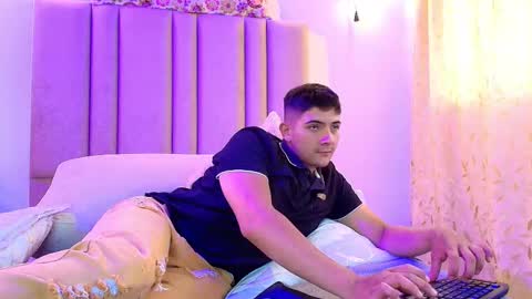 lilith_and_draven online show from 09/27/25, 08:47