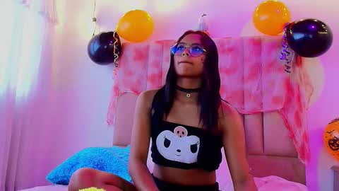 lilith_and_draven online show from 10/31/25, 09:05