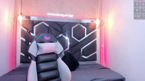 Snapshot of lilith_nv chatting on 01/17/25, 11:17 Lilith online show from 01/17/25, 11:17