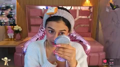 Lilith  online show from 10/31/25, 03:40