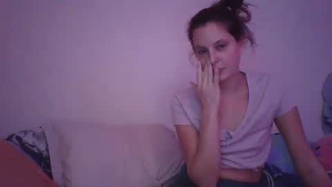 Snapshot of lilith_sage chatting on 10/07/25, 09:23 Sage online show from 10/07/25, 09:23