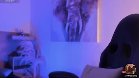 lilith_sage_ online show from 02/21/25, 11:33