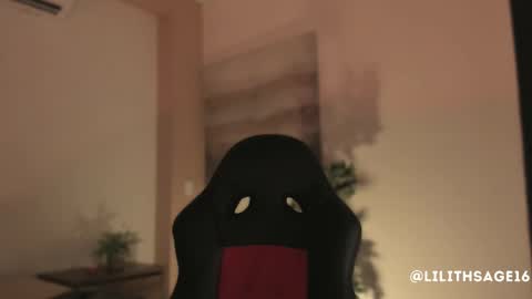 lilith_sage_ online show from 09/27/25, 11:37