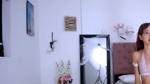 Snapshot of lilith_skinny1 chatting on 11/06/25, 05:03 Lilith online show from 11/06/25, 05:03