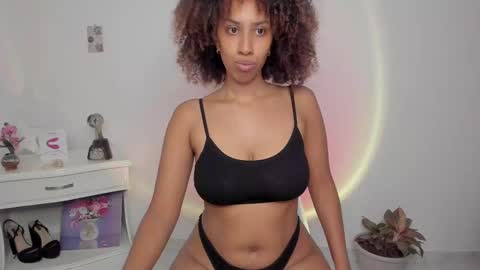 Snapshot of lilith_vision chatting on 02/25/25, 07:20 Alejandra online show from 02/25/25, 07:20