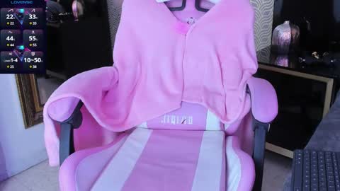 Snapshot of lilithcary chatting on 01/06/25, 11:09 Lilith online show from 01/06/25, 11:09