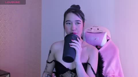 Snapshot of lilithcary chatting on 02/04/25, 02:17 Lilith online show from 02/04/25, 02:17