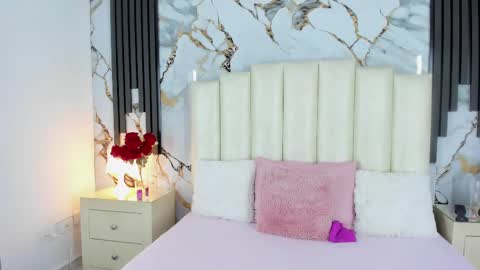 Lilith  online show from 02/11/25, 04:22