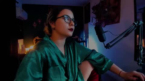 Snapshot of lilithmystic01 chatting on 01/19/25, 06:21 lilithmystic01 online show from 01/19/25, 06:21
