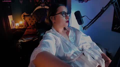 Snapshot of lilithmystic01 chatting on 01/20/25, 09:35 lilithmystic01 online show from 01/20/25, 09:35