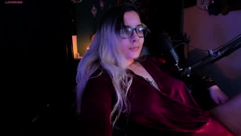 Snapshot of lilithmystic01 chatting on 01/25/25, 01:10 lilithmystic01 online show from 01/25/25, 01:10