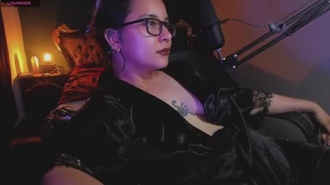 Snapshot of lilithmystic01 chatting on 02/05/25, 11:17 lilithmystic01 online show from 02/05/25, 11:17