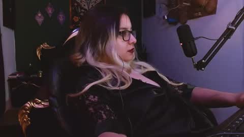 Snapshot of lilithmystic01 chatting on 03/08/25, 10:54 lilithmystic01 online show from 03/08/25, 10:54