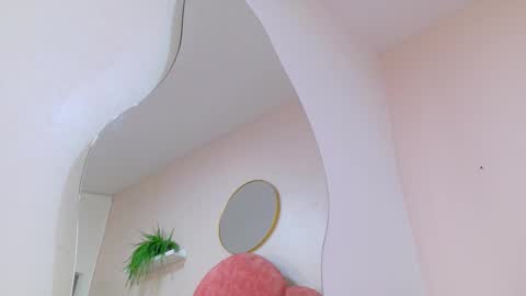 lilithsmith__ online show from 10/20/25, 10:59
