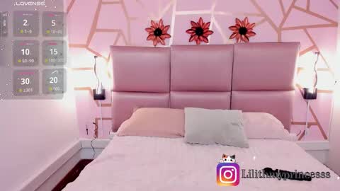 Snapshot of lilithsoul_ chatting on 09/10/25, 11:32 IGlilithmyprincesss online show from 09/10/25, 11:32