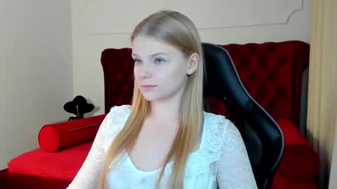 Snapshot of lilitrosen chatting on 09/30/25, 05:40 lilitrosen online show from 09/30/25, 05:40