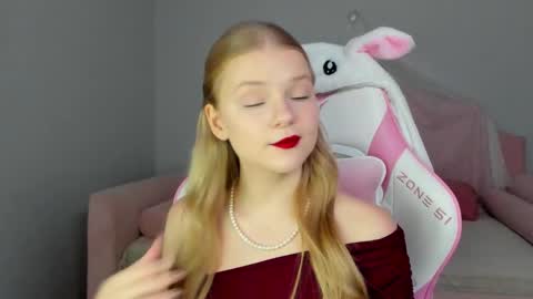 lilitrosen online show from 10/13/25, 05:35