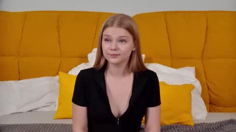 lilitrosen online show from 10/15/25, 05:46