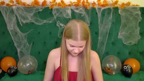lilitrosen online show from 10/27/25, 06:45