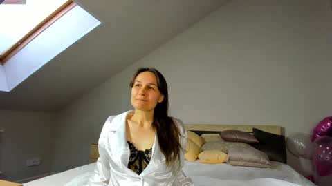lillian_white1 online show from 01/29/25, 07:15