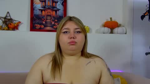 LillianHaig online show from 11/02/25, 06:38