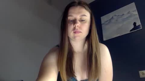 Snapshot of lillianx9zbld chatting on 10/08/25, 08:23 Lily online show from 10/08/25, 08:23