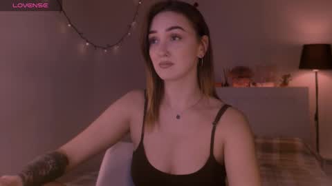 LillyFarey online show from 10/06/25, 04:59