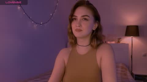 LillyFarey online show from 11/04/25, 06:40