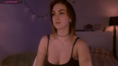 LillyFarey online show from 11/20/25, 04:51