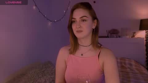 LillyFarey online show from 11/22/25, 07:02