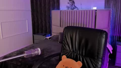 Lilly Ortiz online show from 10/09/25, 08:07