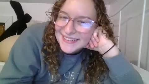Snapshot of lilpies chatting on 12/19/24, 12:02 LilPies  online show from 12/19/24, 12:02