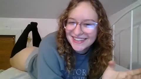 Snapshot of lilpies chatting on 12/19/24, 05:08 LilPies  online show from 12/19/24, 05:08
