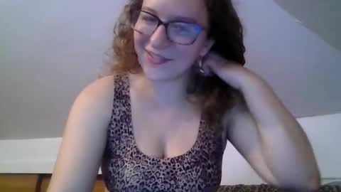 Snapshot of lilpies chatting on 09/23/25, 02:42 LilPies  online show from 09/23/25, 02:42