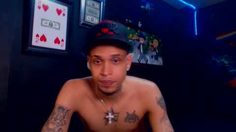 Snapshot of lilray99 chatting on 02/04/25, 01:34 ONLYFANS online show from 02/04/25, 01:34