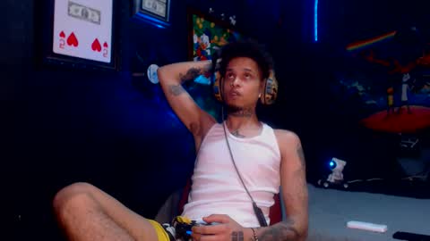 Snapshot of lilray99 chatting on 03/10/25, 11:16 ONLYFANS online show from 03/10/25, 11:16