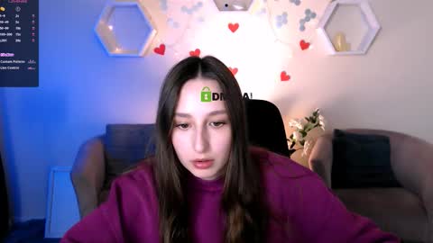Snapshot of lilu_pink chatting on 10/06/25, 01:08 lilu_pink online show from 10/06/25, 01:08