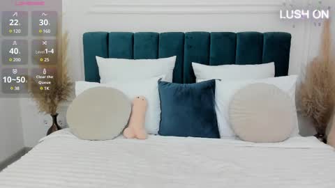 Lilu online show from 01/26/25, 08:23