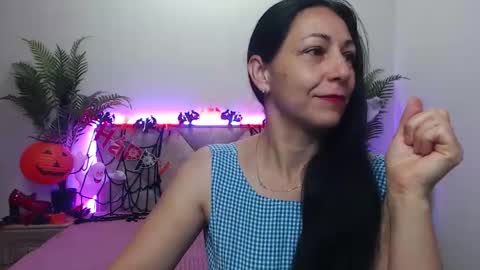 lilugrants online show from 10/19/25, 06:08