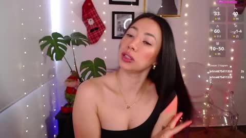 Snapshot of lily_evans_ chatting on 12/23/24, 09:08 just lily online show from 12/23/24, 09:08