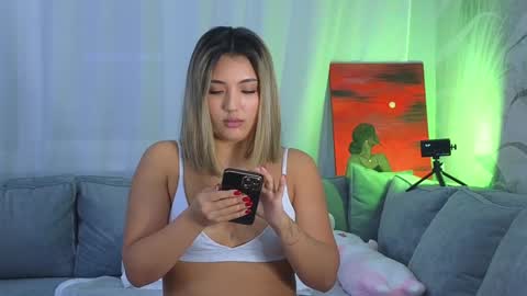 Lily online show from 01/19/25, 02:38