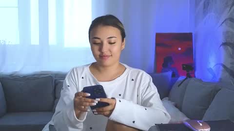 Lily online show from 02/17/25, 05:47