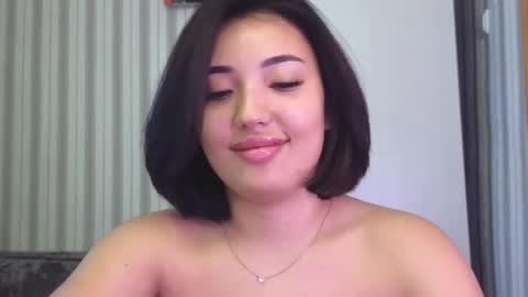 Lily online show from 10/09/25, 10:46