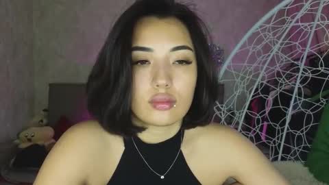 Lily online show from 10/22/25, 06:46